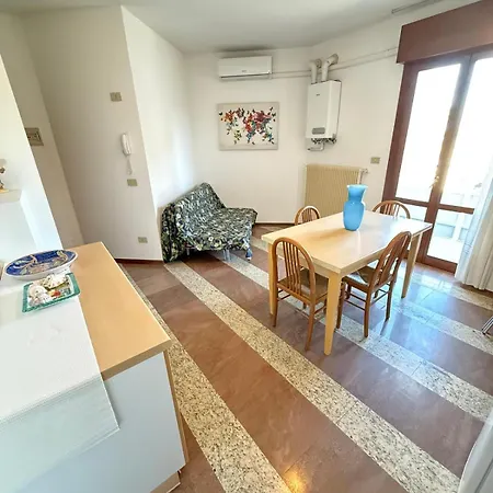 Palladio- Solo Per Famiglie- Walterigato * Lido di Jesolo